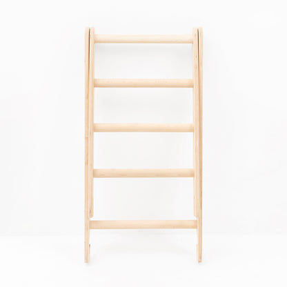 BeLissi Hangeldreieck als Zubehör passend zur Lumi Kletterwand – fördert Kraft und Koordination beim Spielen