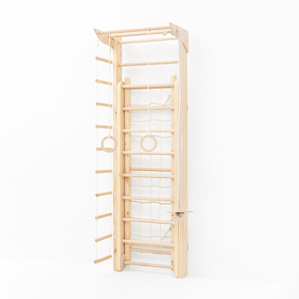 Belissi Nelo Kletterwand in platzsparender, eingeklappter Position